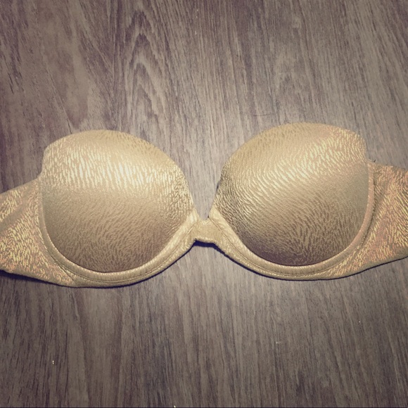 strapless bra with removable pads